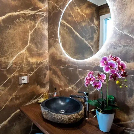 Luxury Cecilia Via Antonio Del Re 9 * Tivoli