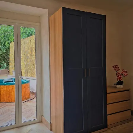 Luxury Cecilia Via Antonio Del Re 9 Guest house Tivoli