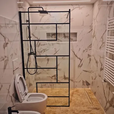 Guest house Luxury Cecilia Via Antonio Del Re 9 Tivoli